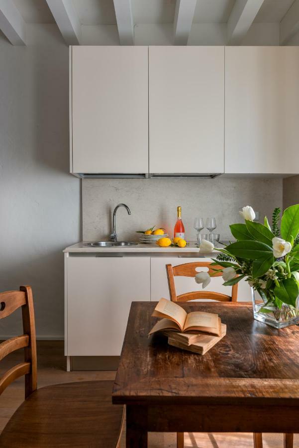 Rambaldi Apartments In Casa Nr 3 Бардолино Экстерьер фото